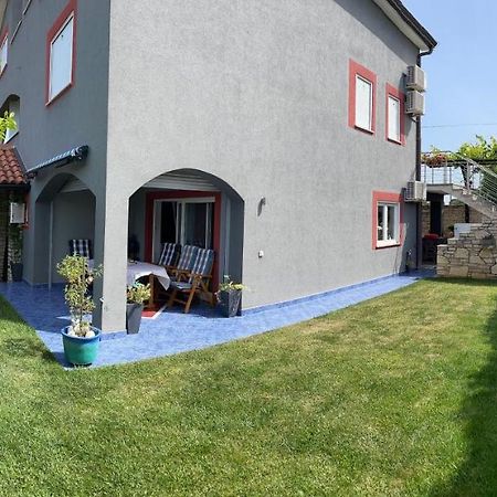 Sunset Apartment Umag Bagian luar foto