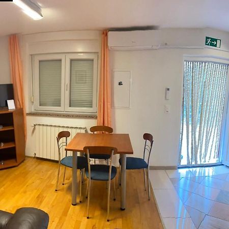 Sunset Apartment Umag Bagian luar foto
