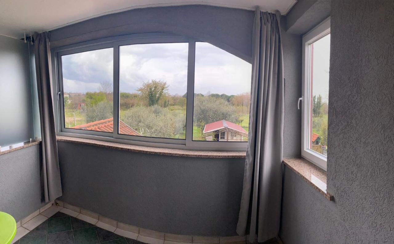Sunset Apartment Umag Bagian luar foto