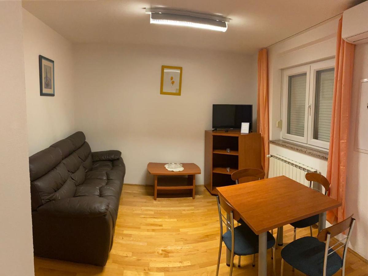 Sunset Apartment Umag Bagian luar foto
